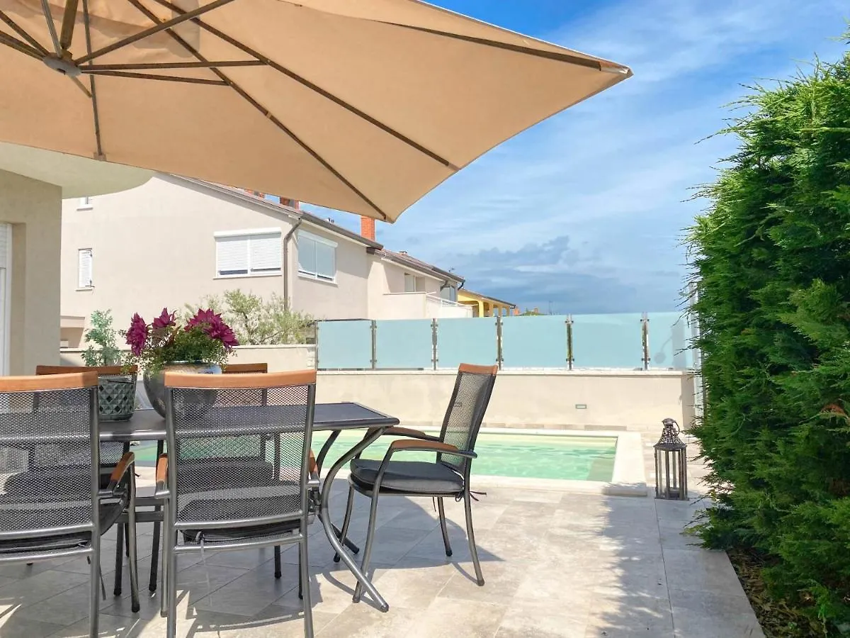 Vakantiehuis Casa Hana Bužinija