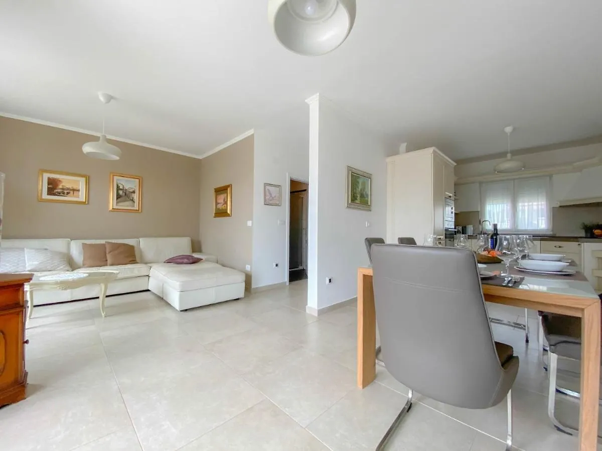 Ferienhaus Casa Hana Bužinija